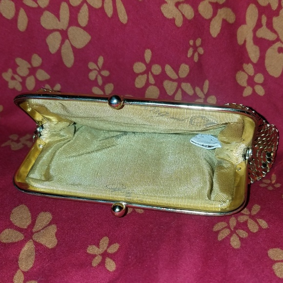 Vintage Whiting & Davis gold coin purse - Picture 3 of 3